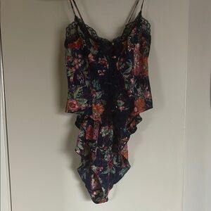 NWT silky navy and floral lacy lingerie set
